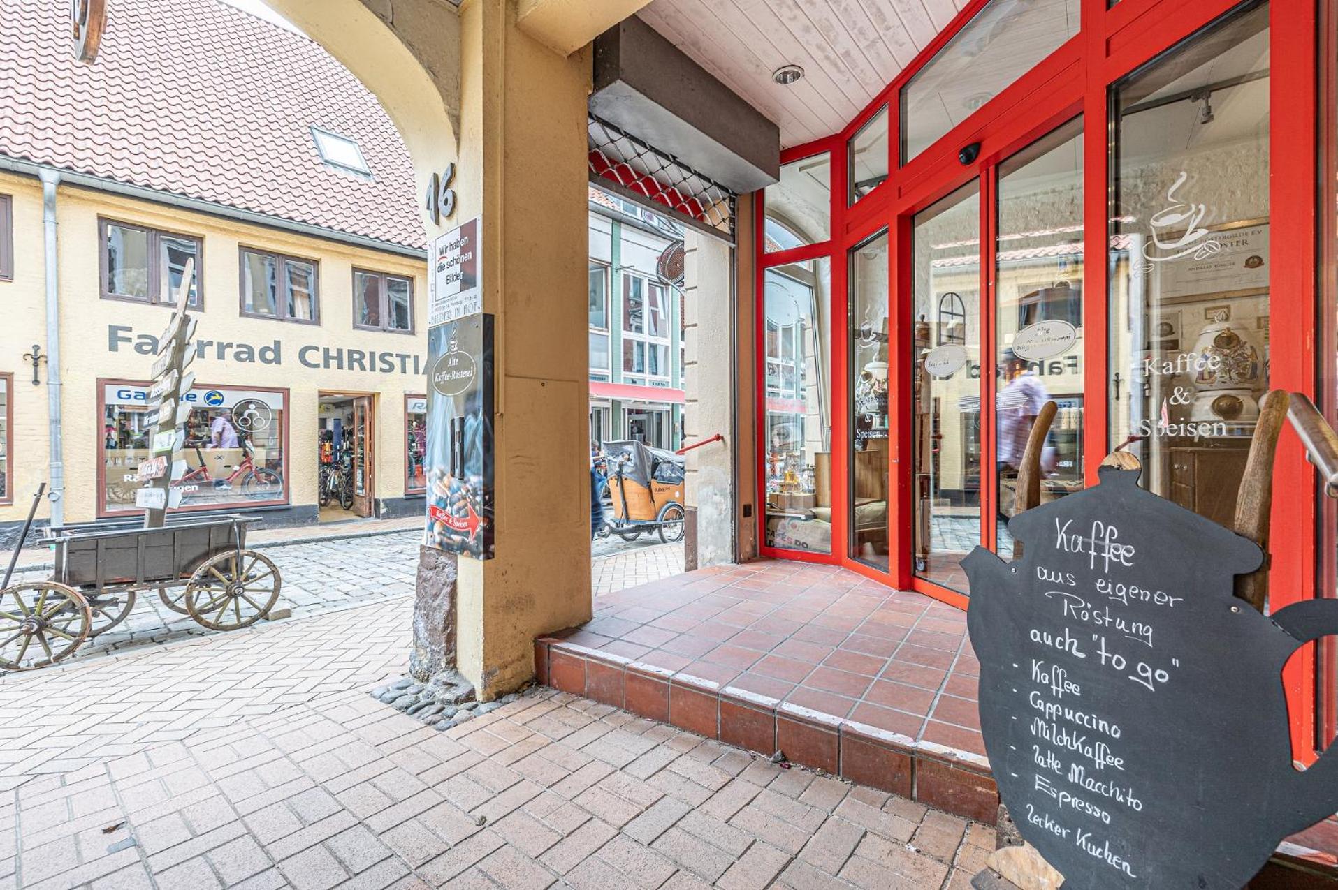 Fewo1846 - Im Sonnenhof - Komfortable 2-Zimmer-Wohnung Im Stadtzentrum Flensburg Bagian luar foto